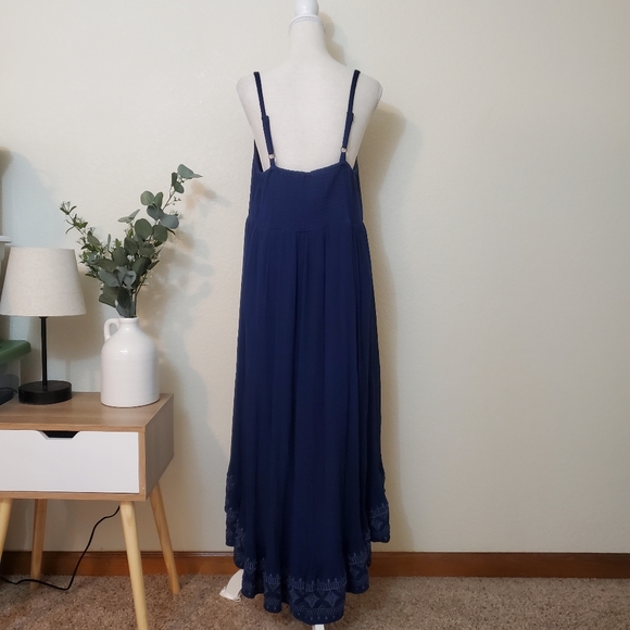 Torrid Embroidered High Low Hem Blue Dress Size 1X. - Picture 4 of 11